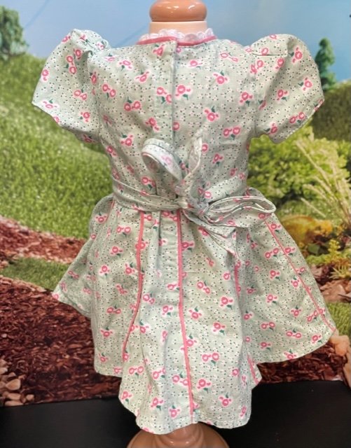 Molly’s Victory Garden Outfit | Girl Again